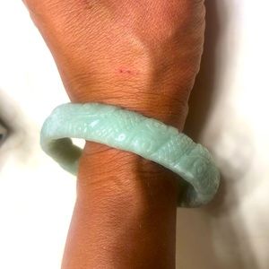 Jade bangle/bracelet